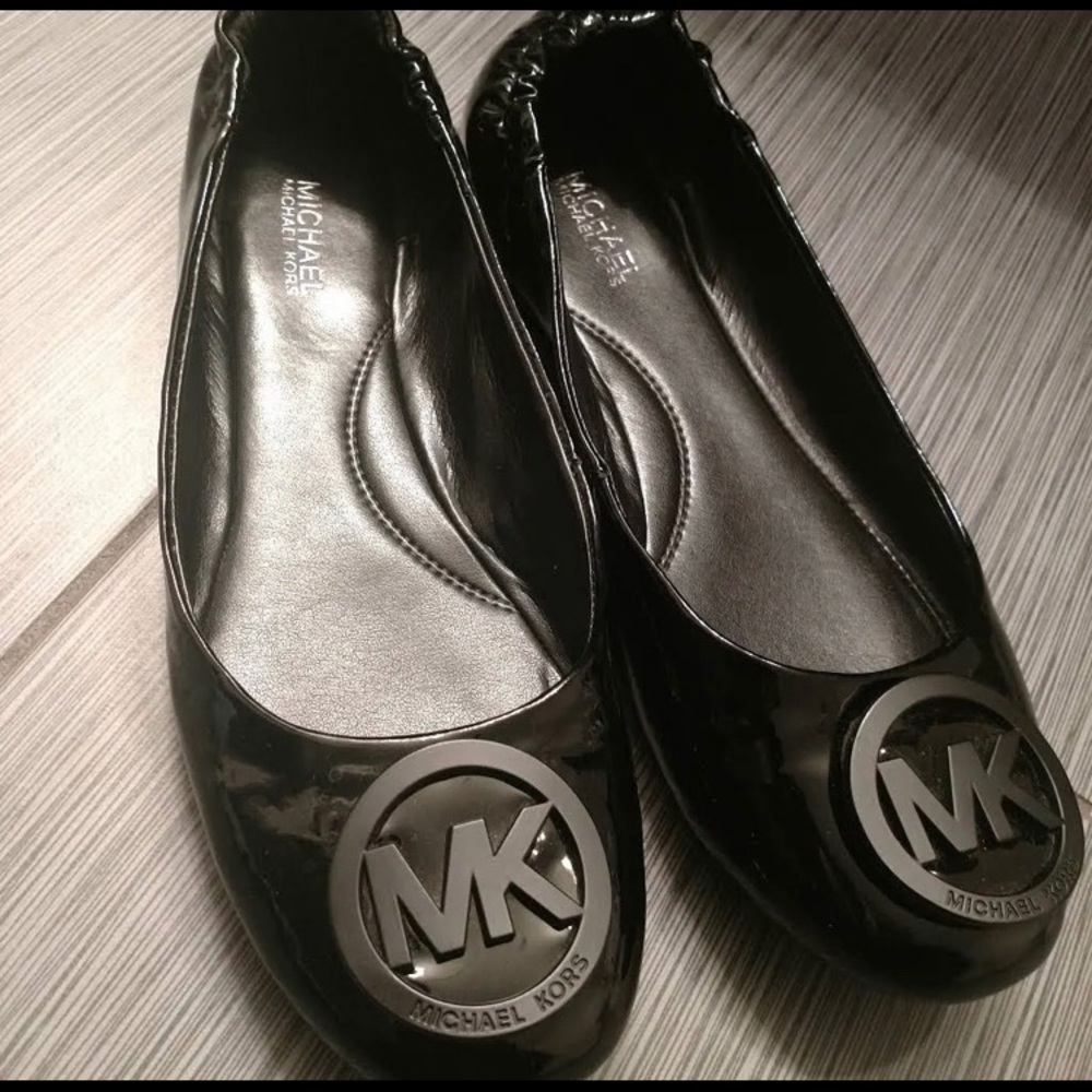 Michael Kors Lindsay Shiny Leather Ballet Flats